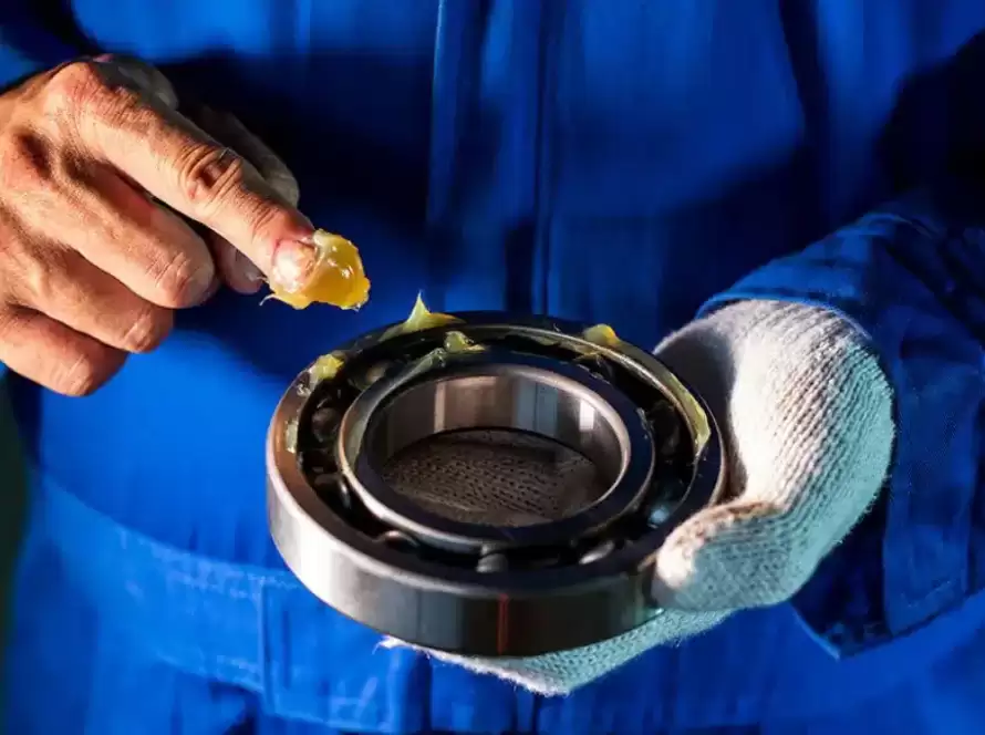 La lubricación: el secreto mejor guardado del mantenimiento industrial