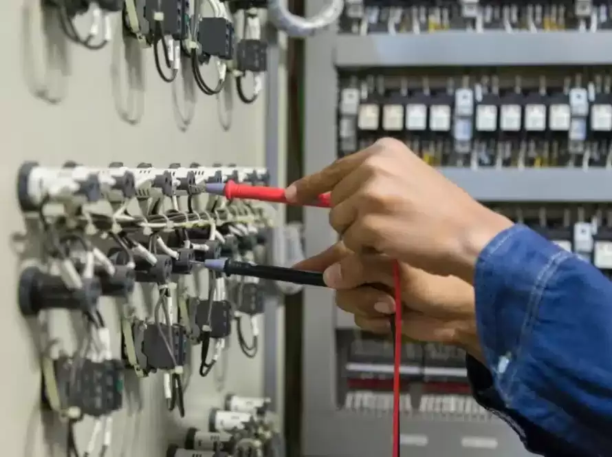 Termografía en la industria: los ojos que ven el calor y salvan tu planta industrial