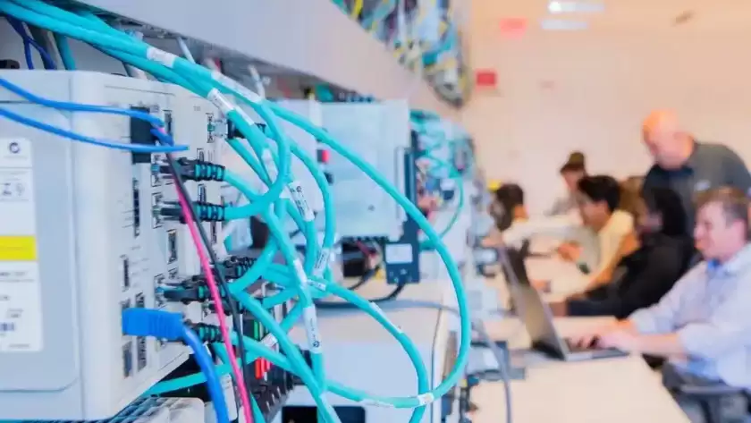 Formación y capacitación en automatización