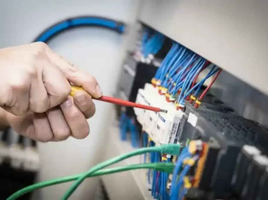 Mantenimiento de sistemas automatizados en la industria